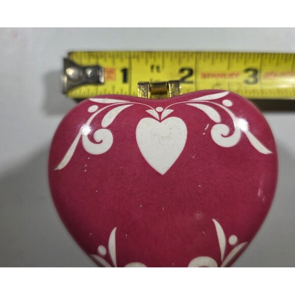 Heart-Shaped Ceramic Trinket Box Gold Hinged Lid White Floral valentine love - Picture 6 of 7